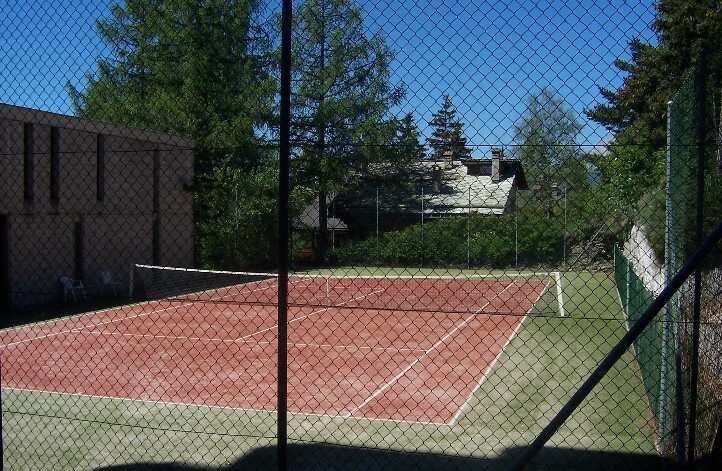 court tennis court tennis