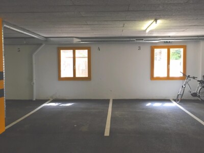 Place de parc Astor 3