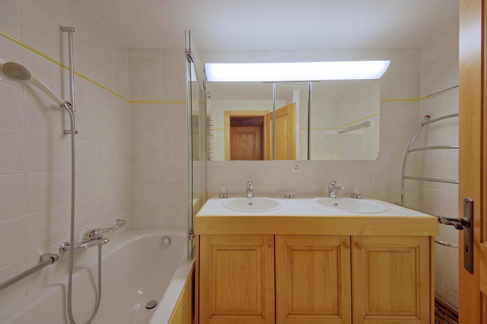 Bathroom - master bedroom Bathroom - master bedroom