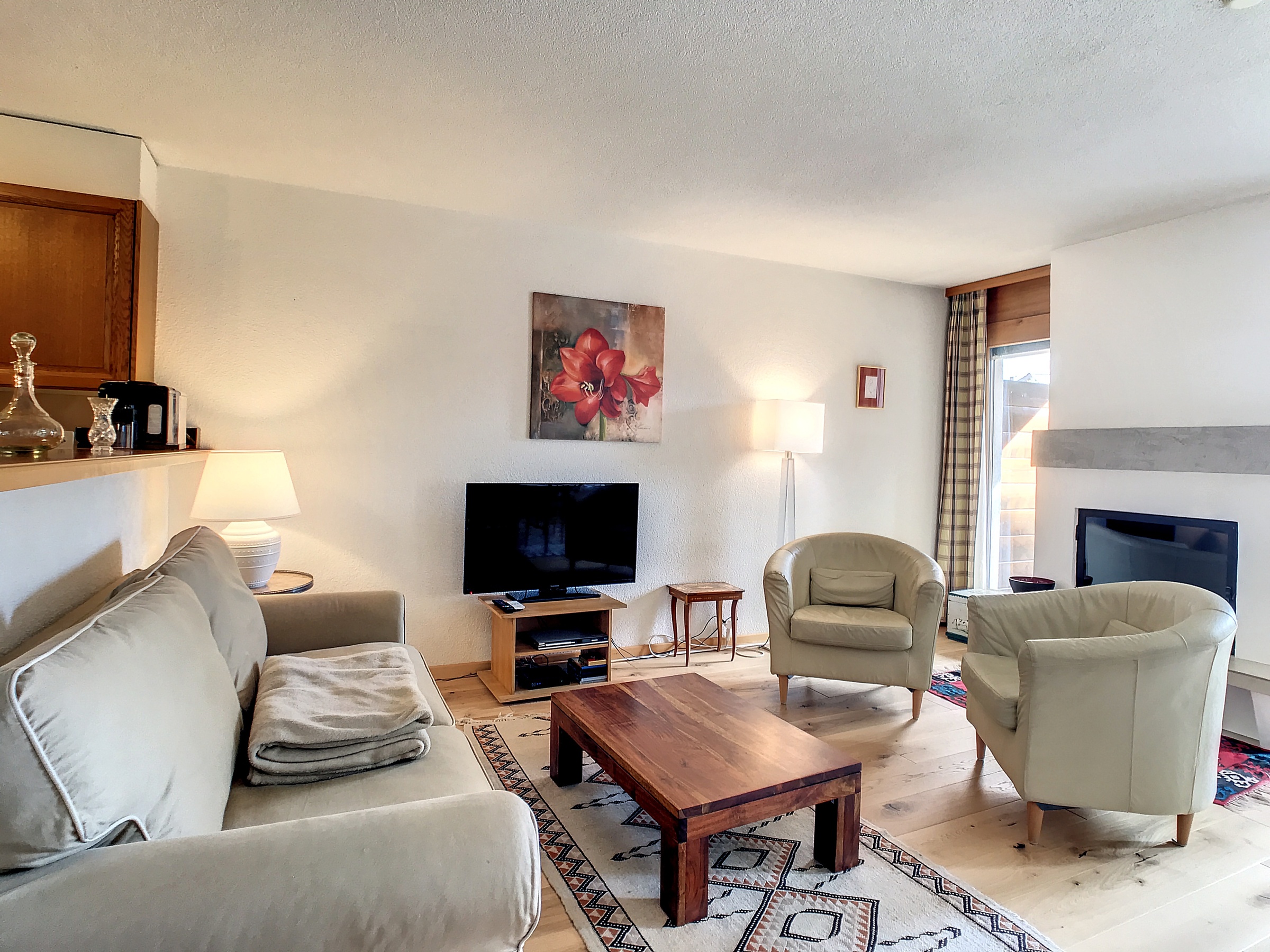 Andrea052-1661353591_1661354993_55094_3de8ed6 Andrea052-1661353591_1661354993_55094_3de8ed6