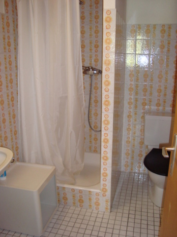 WC mit Dushen WC mit Dushen