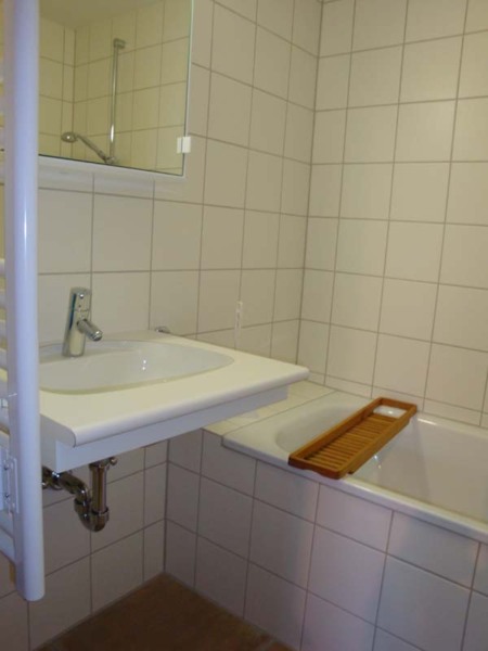 Bad Zimmer 4 Bad Zimmer 4