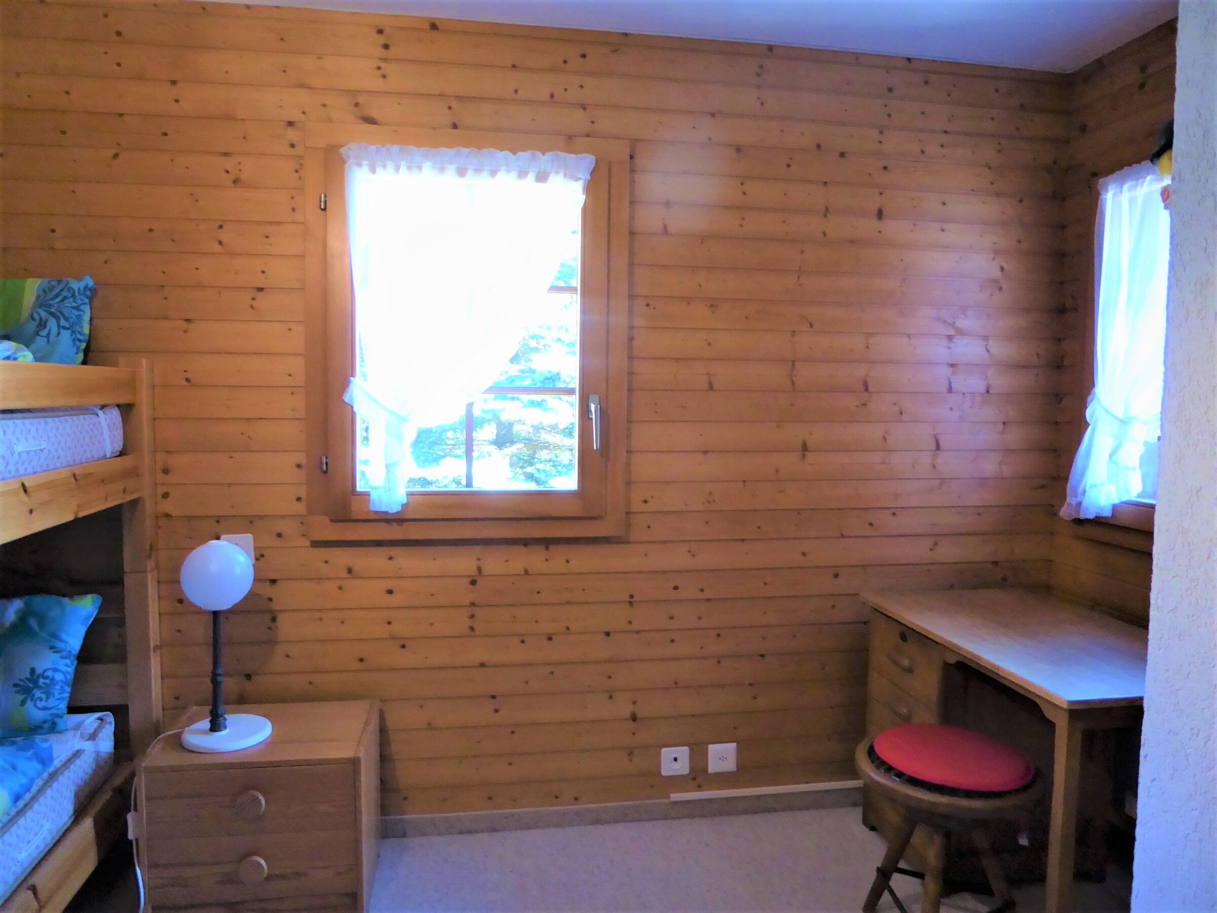 11 Stockbett- oder 2-Bettzimmer 11 Stockbett- oder 2-Bettzimmer