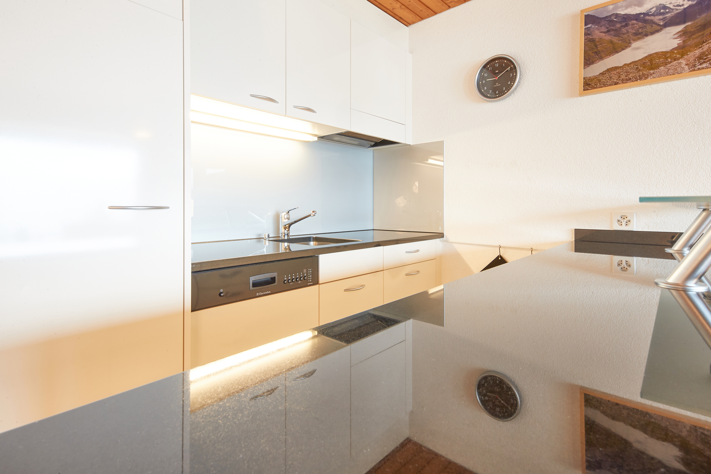 DSC00025-HDR DSC00025-HDR