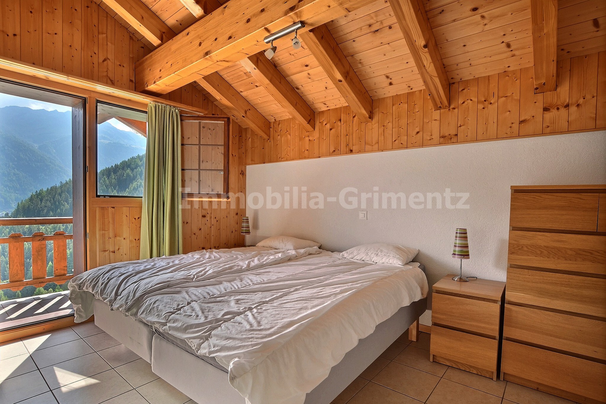 Bedroom 2 with 2 beds Bedroom 2 with 2 beds