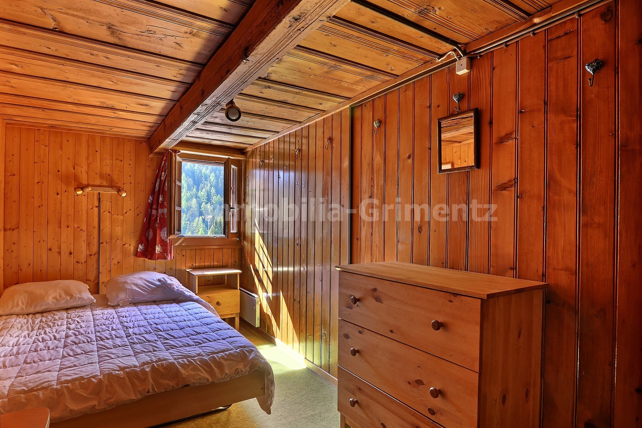 Schlafzimmer 2 mit 1 Doppelbett und 1 Einzelbett Schlafzimmer 2 mit 1 Doppelbett und 1 Einzelbett