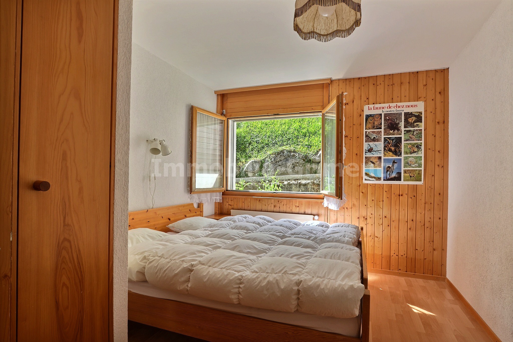 Schlafzimmer mit 1 Doppelbett Schlafzimmer mit 1 Doppelbett