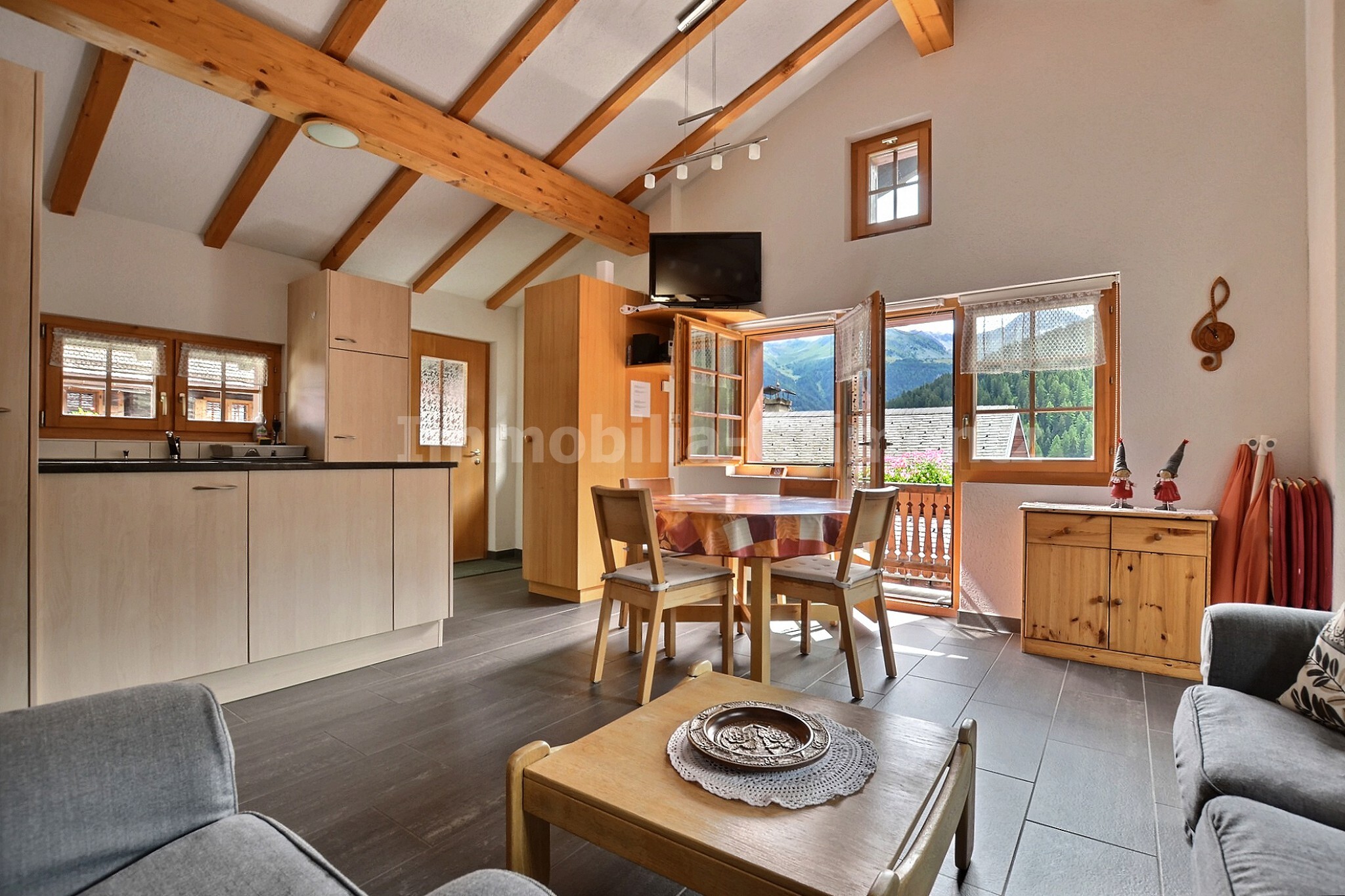 Wohnraum - Essecke - Kochecke Wohnraum - Essecke - Kochecke