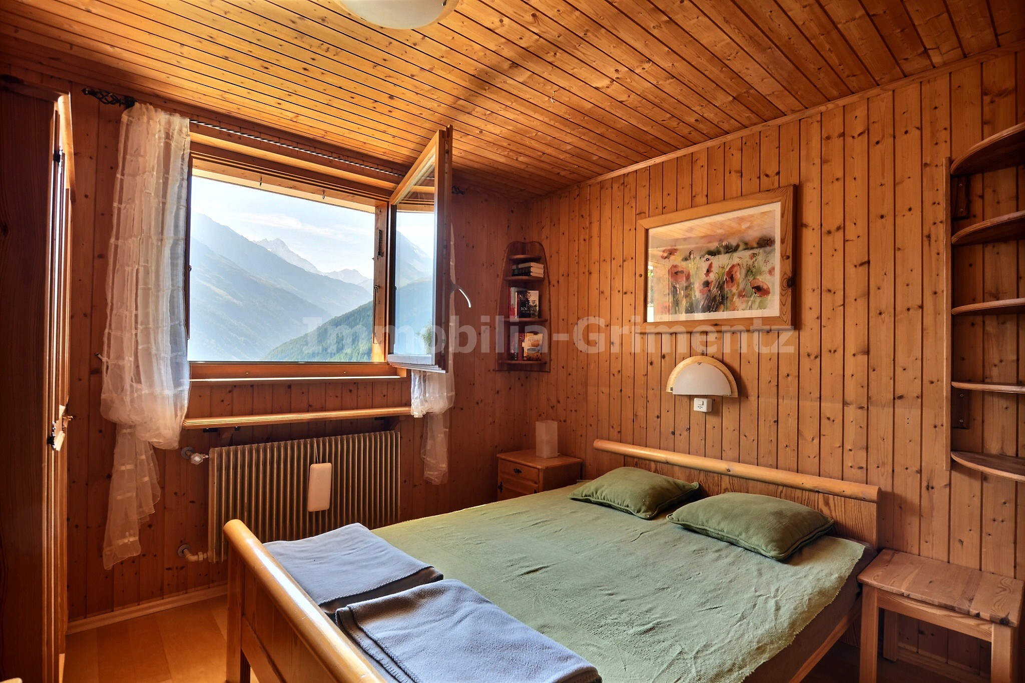 Schlafzimmer mit Doppelbett Schlafzimmer mit Doppelbett