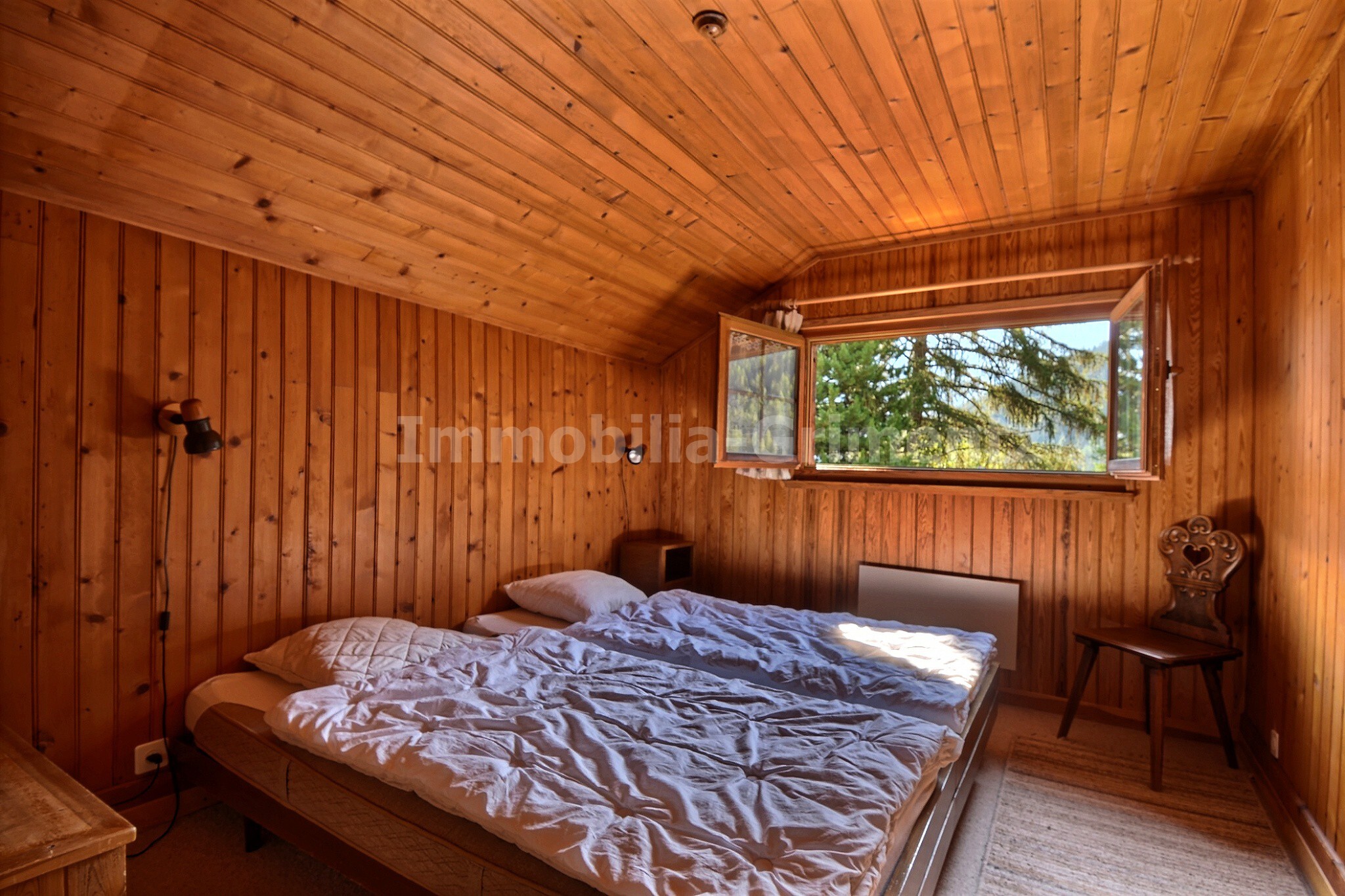 Schlafzimmer mit 2 Betten Schlafzimmer mit 2 Betten