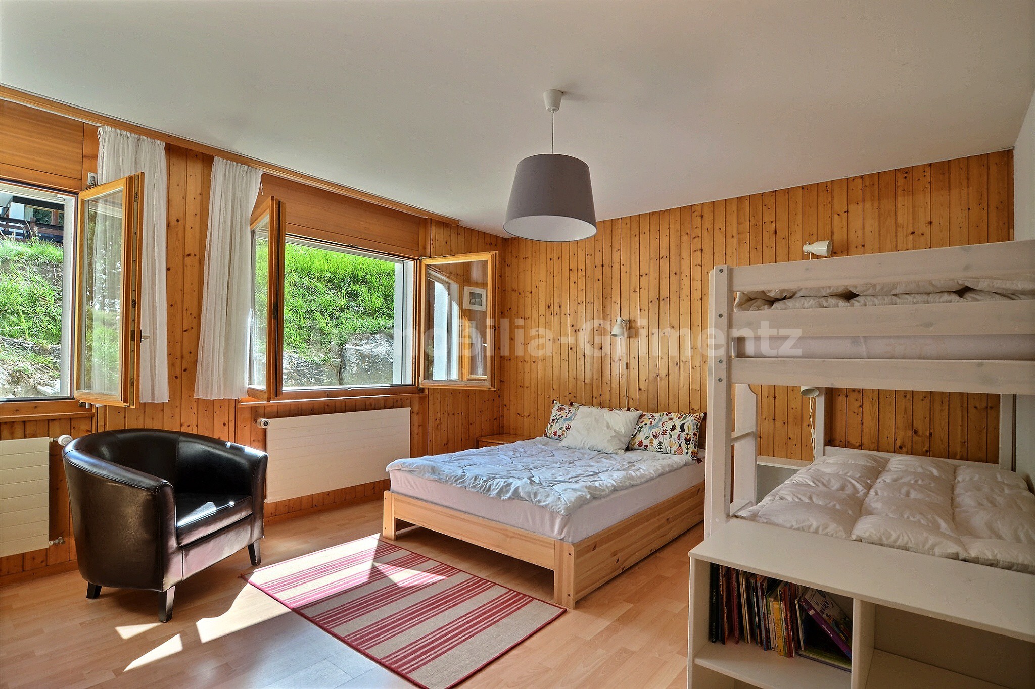 Schlafzimmer mit 3 Betten Schlafzimmer mit 3 Betten