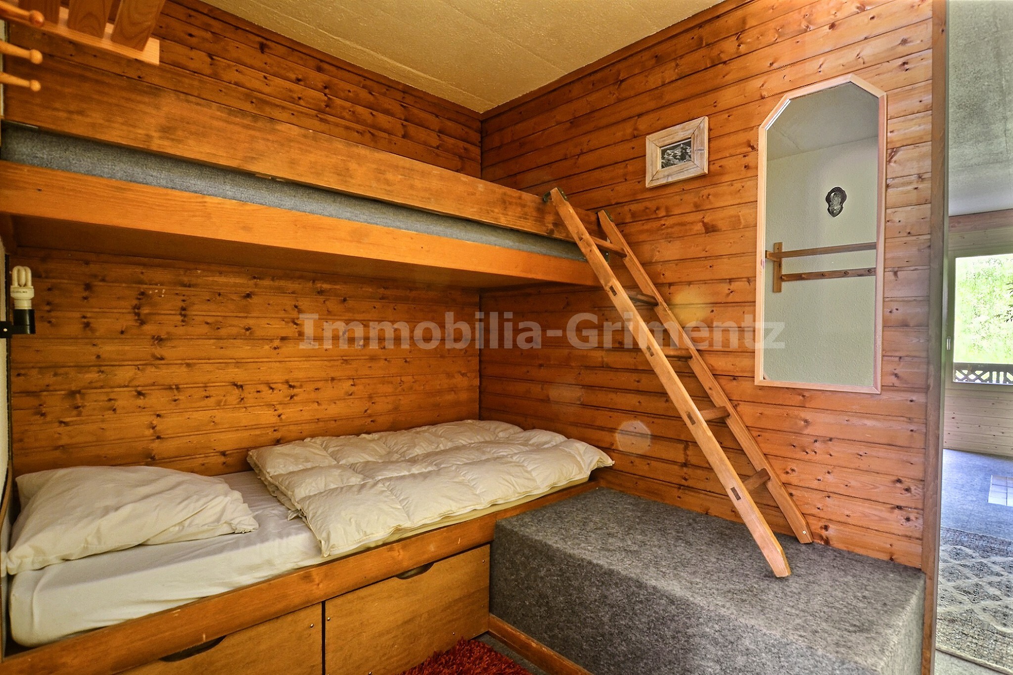 Schlafecke mit 1 Etagenbett Schlafecke mit 1 Etagenbett