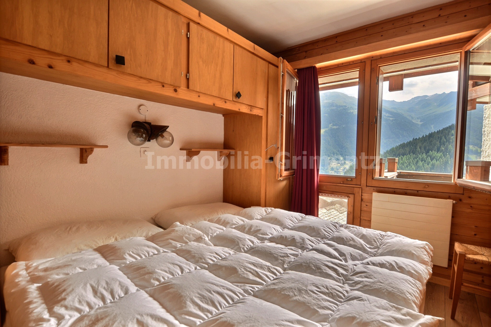 Schlafzimmer mit 2 Betten Schlafzimmer mit 2 Betten