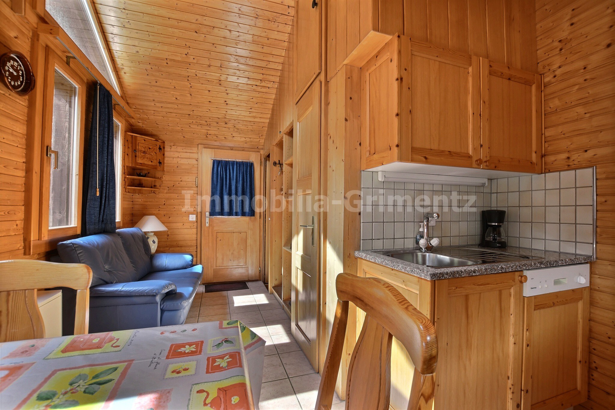 Küche und Wohnzimmer Küche und Wohnzimmer