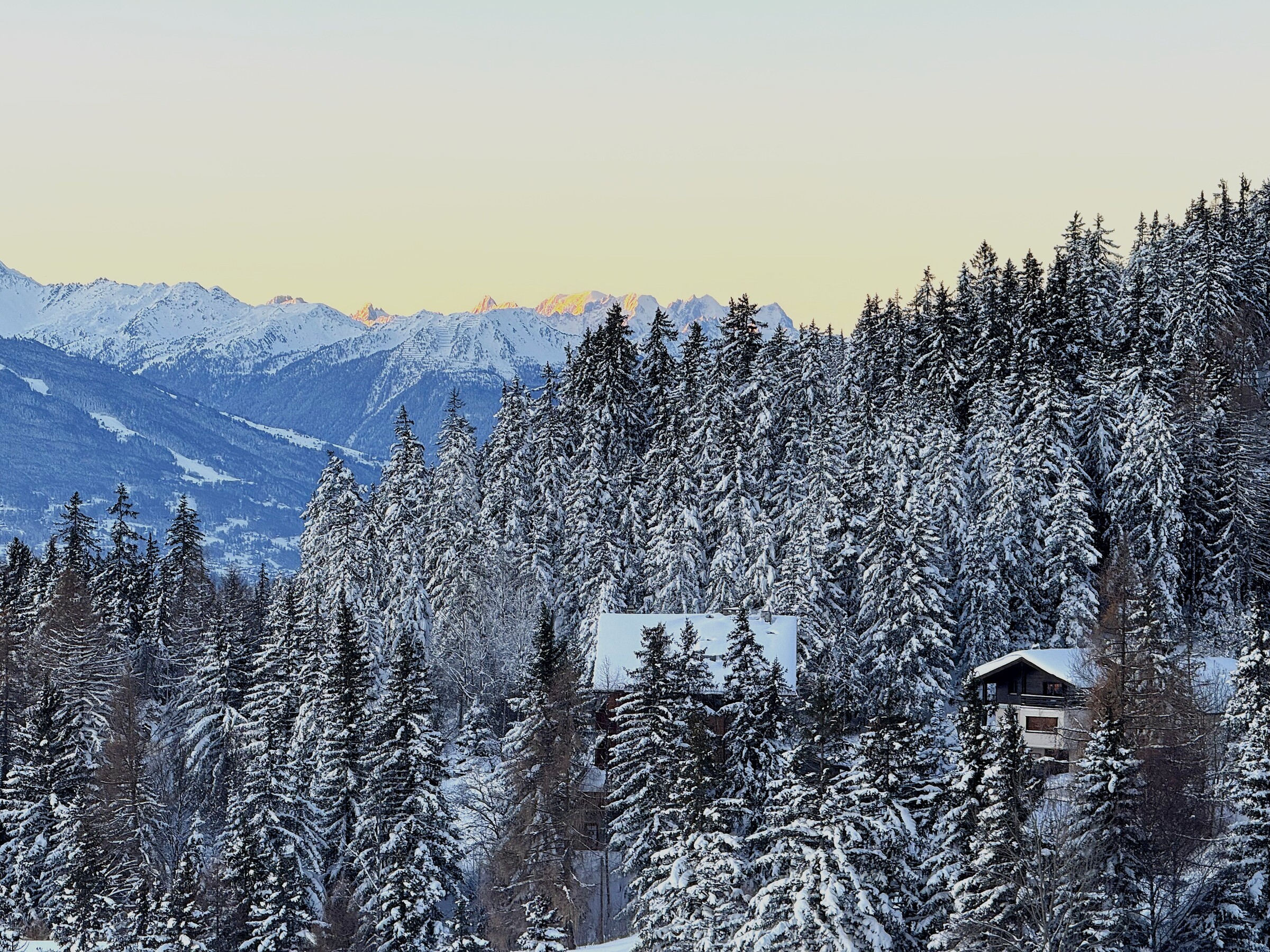 Peakline Panorama by Mrs Miggins