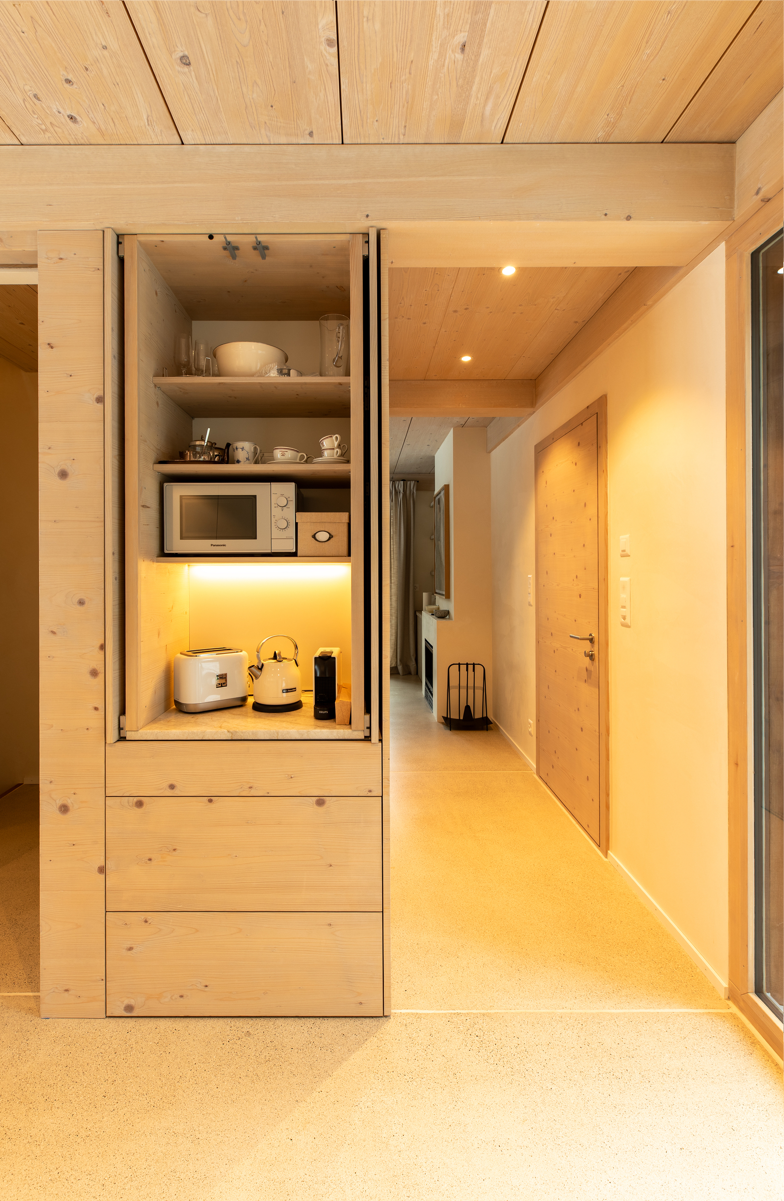 Historic Mazot by Mrs Miggins – Full Chalet