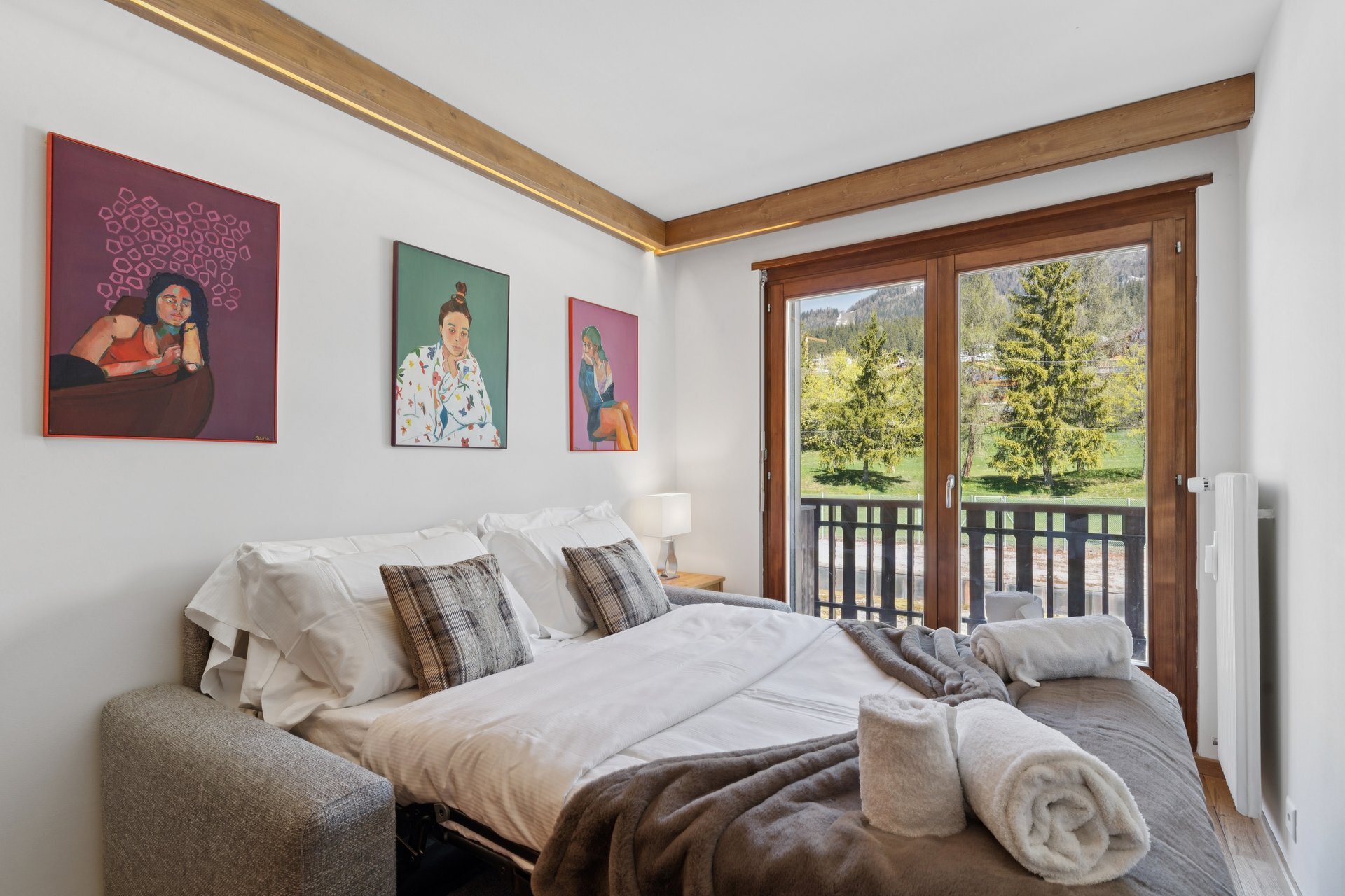 Lake View Retreat by Mrs Miggins