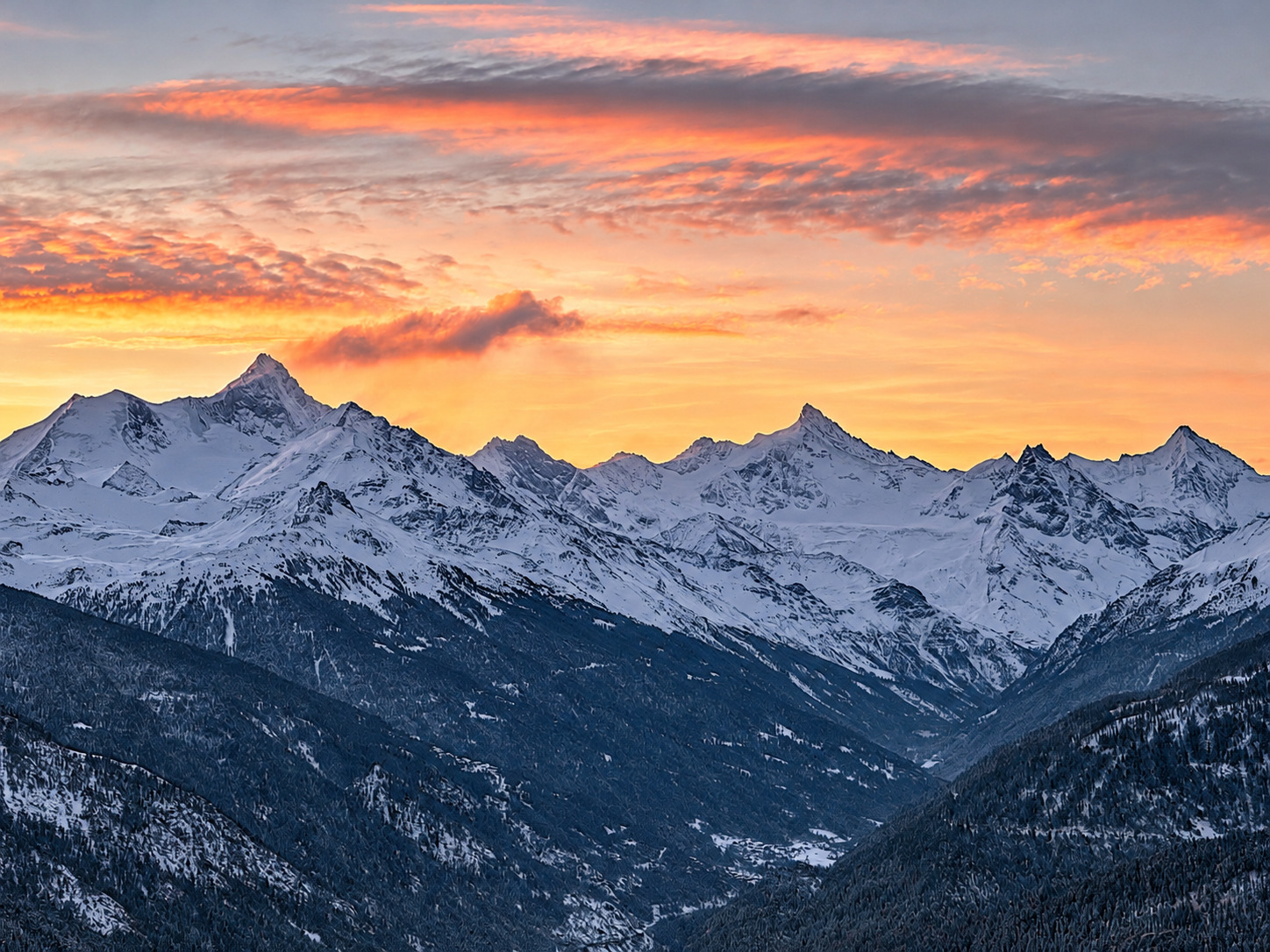Peakline Panorama by Mrs Miggins