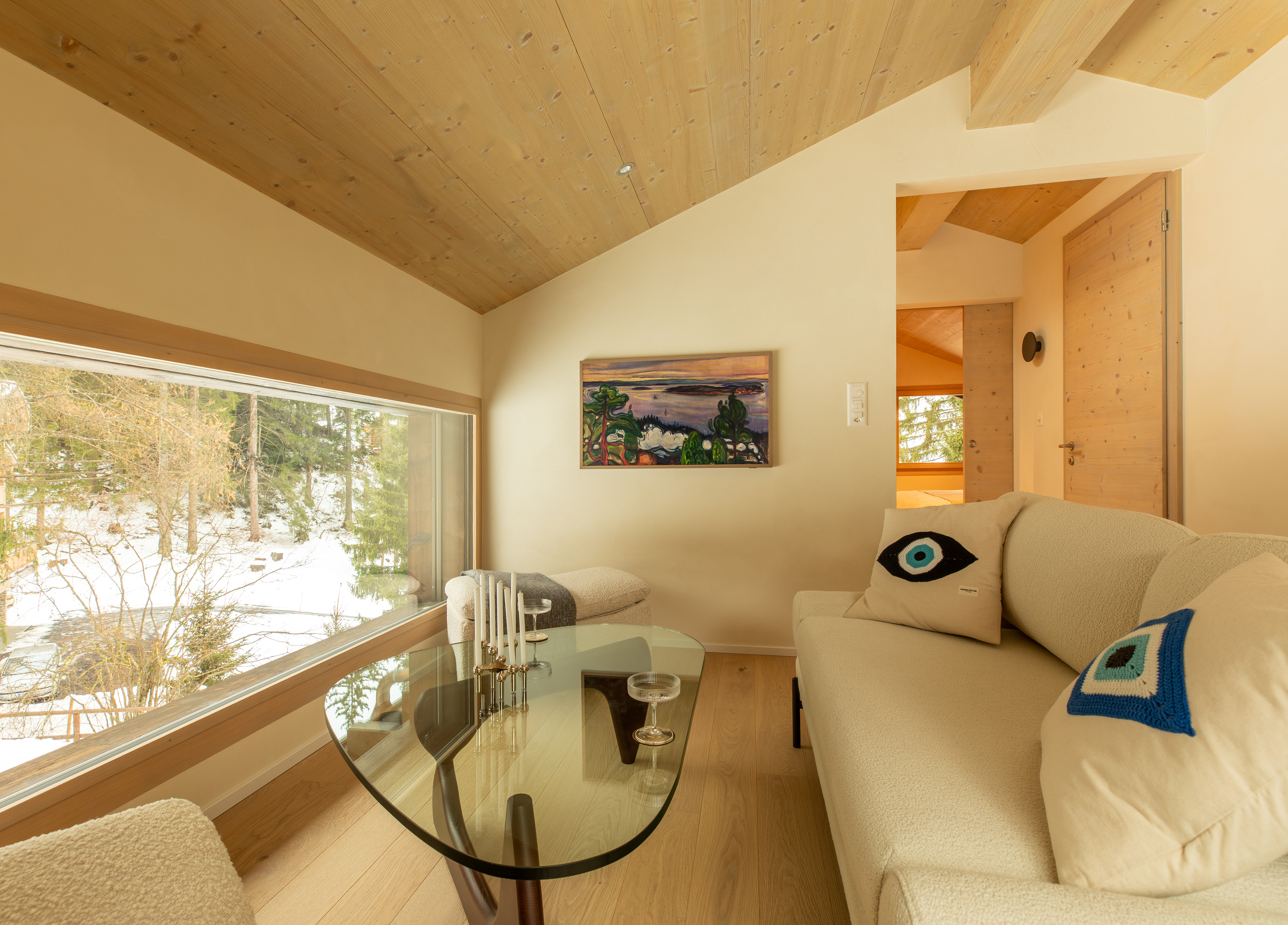 Historic Mazot by Mrs Miggins – Full Chalet