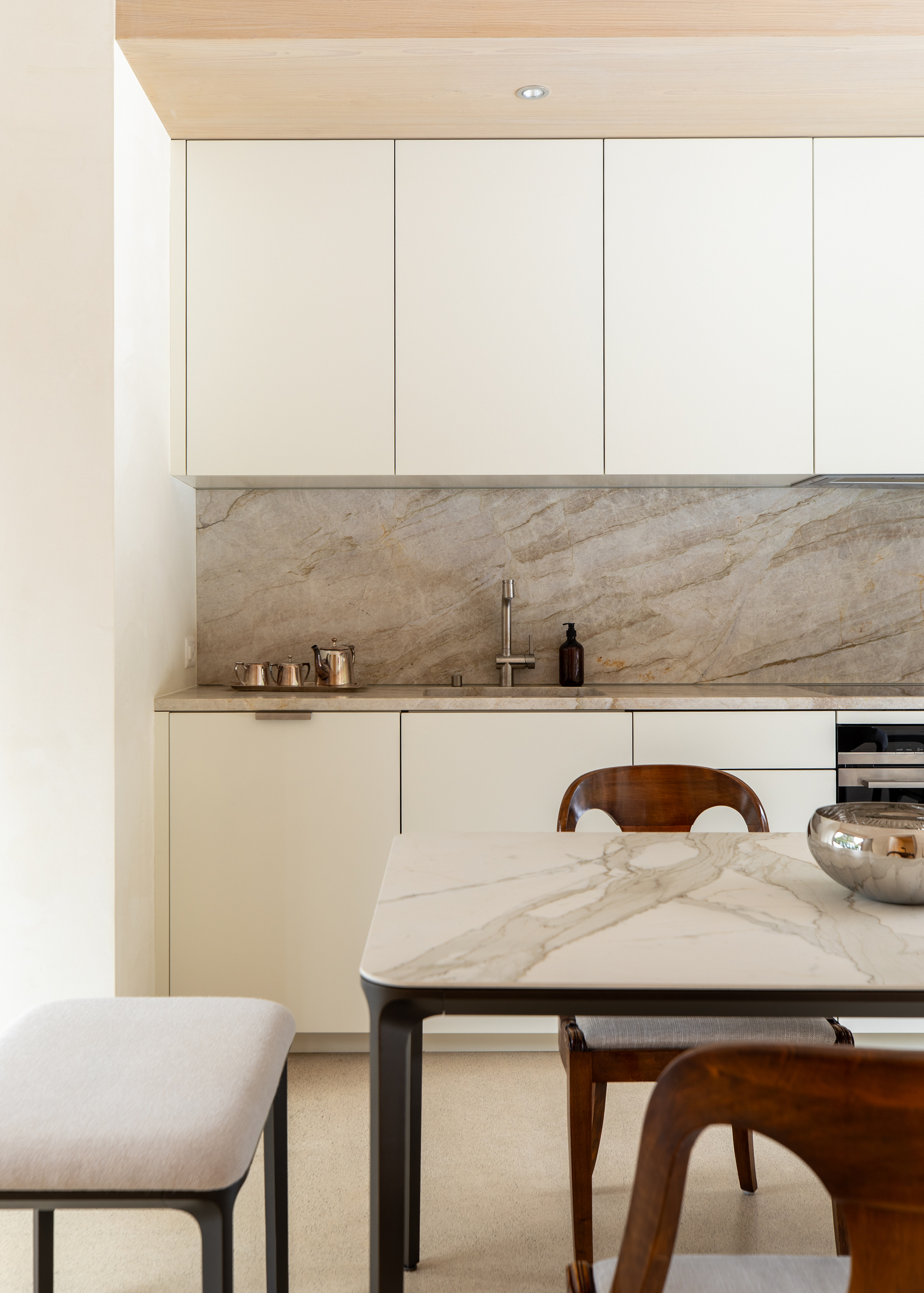 Historic Mazot by Mrs Miggins – Full Chalet