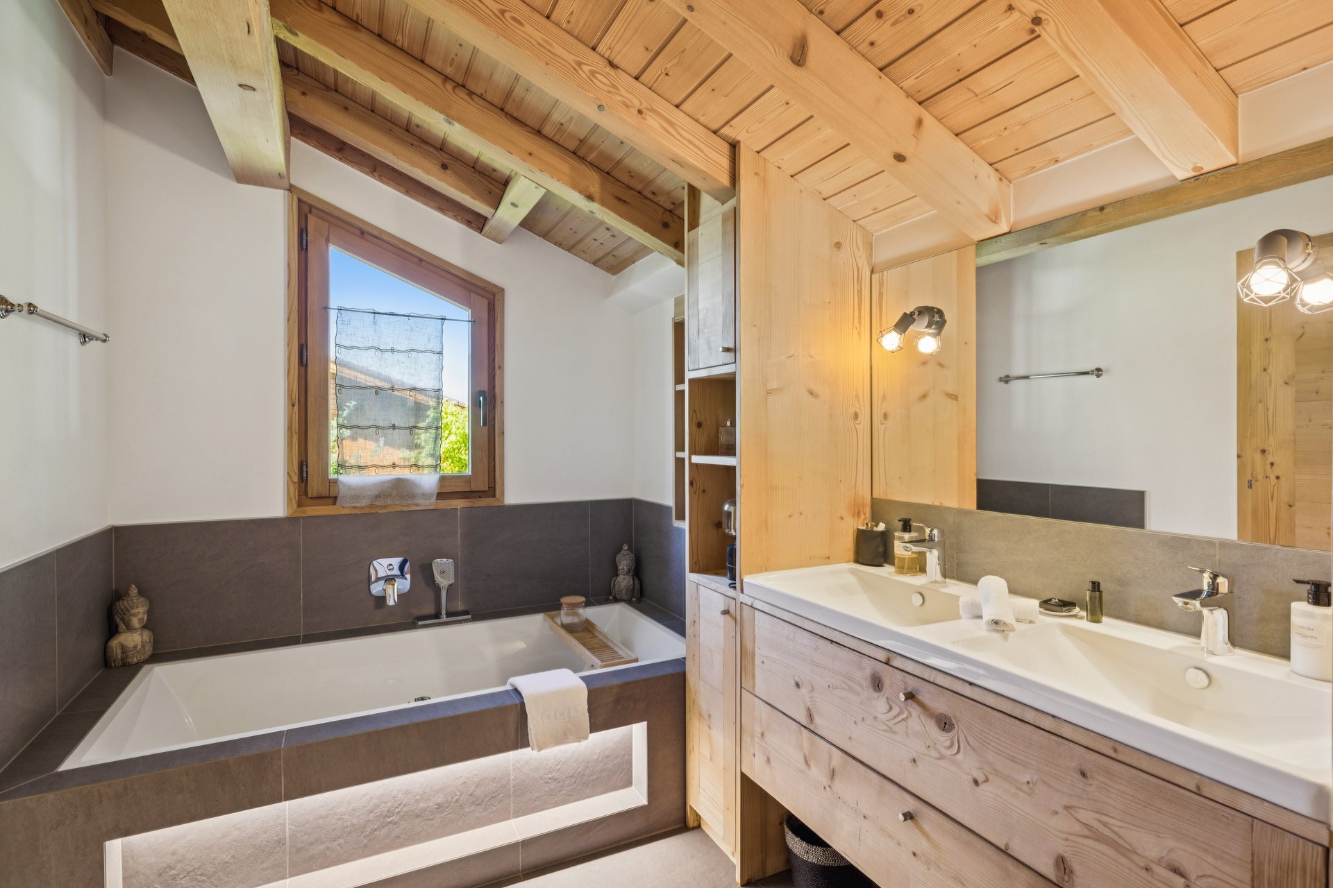 Chalet Niva by Mrs Miggins