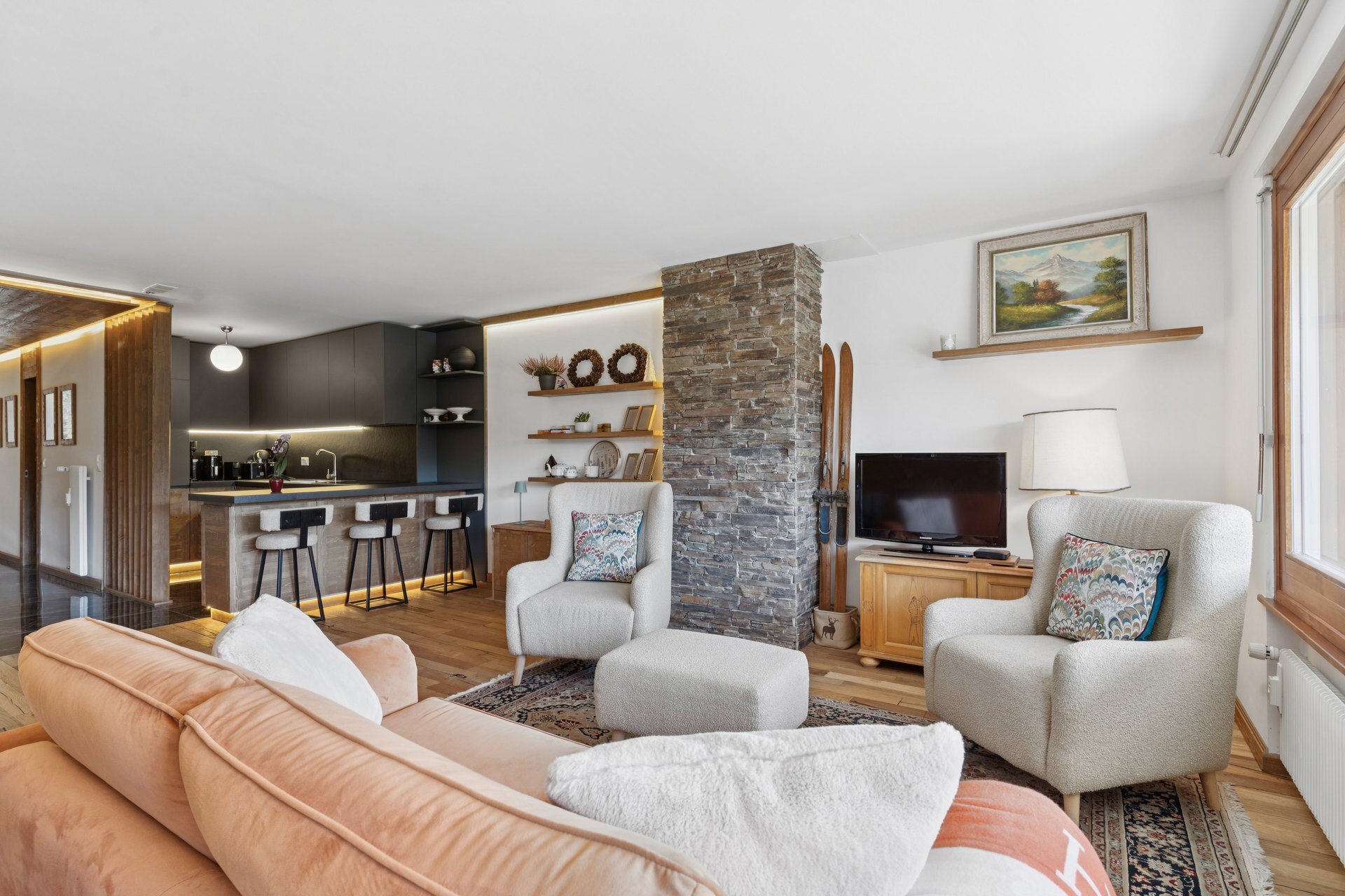 Lake View Retreat by Mrs Miggins