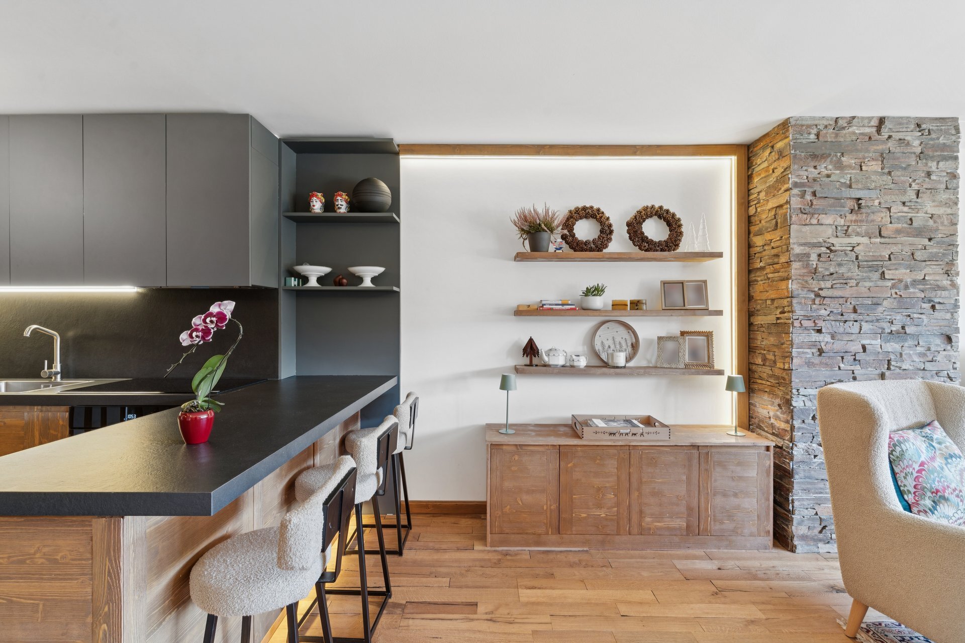 Lake View Retreat by Mrs Miggins