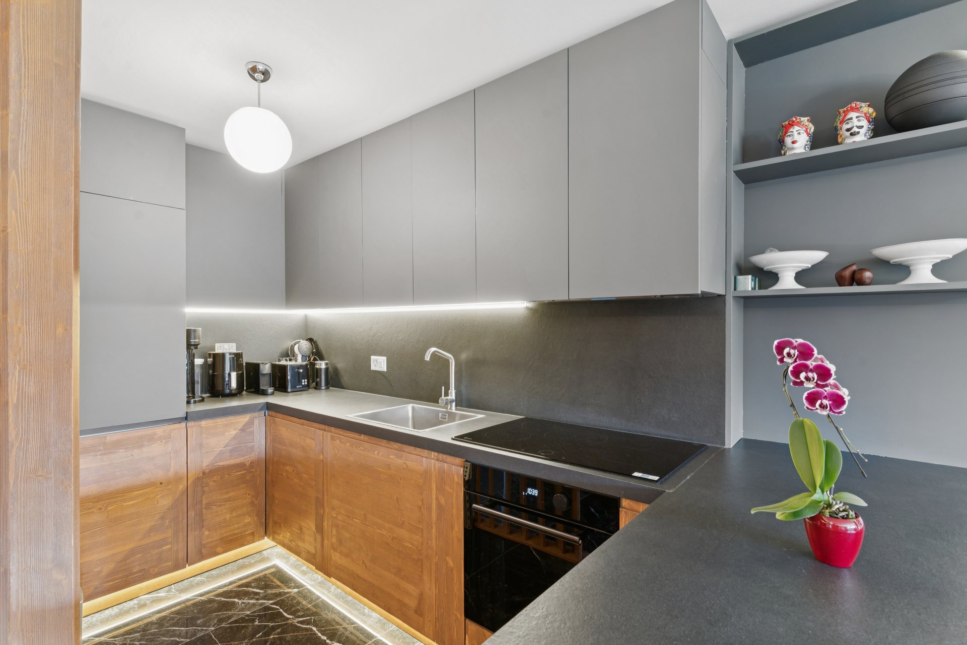 Lake View Retreat by Mrs Miggins