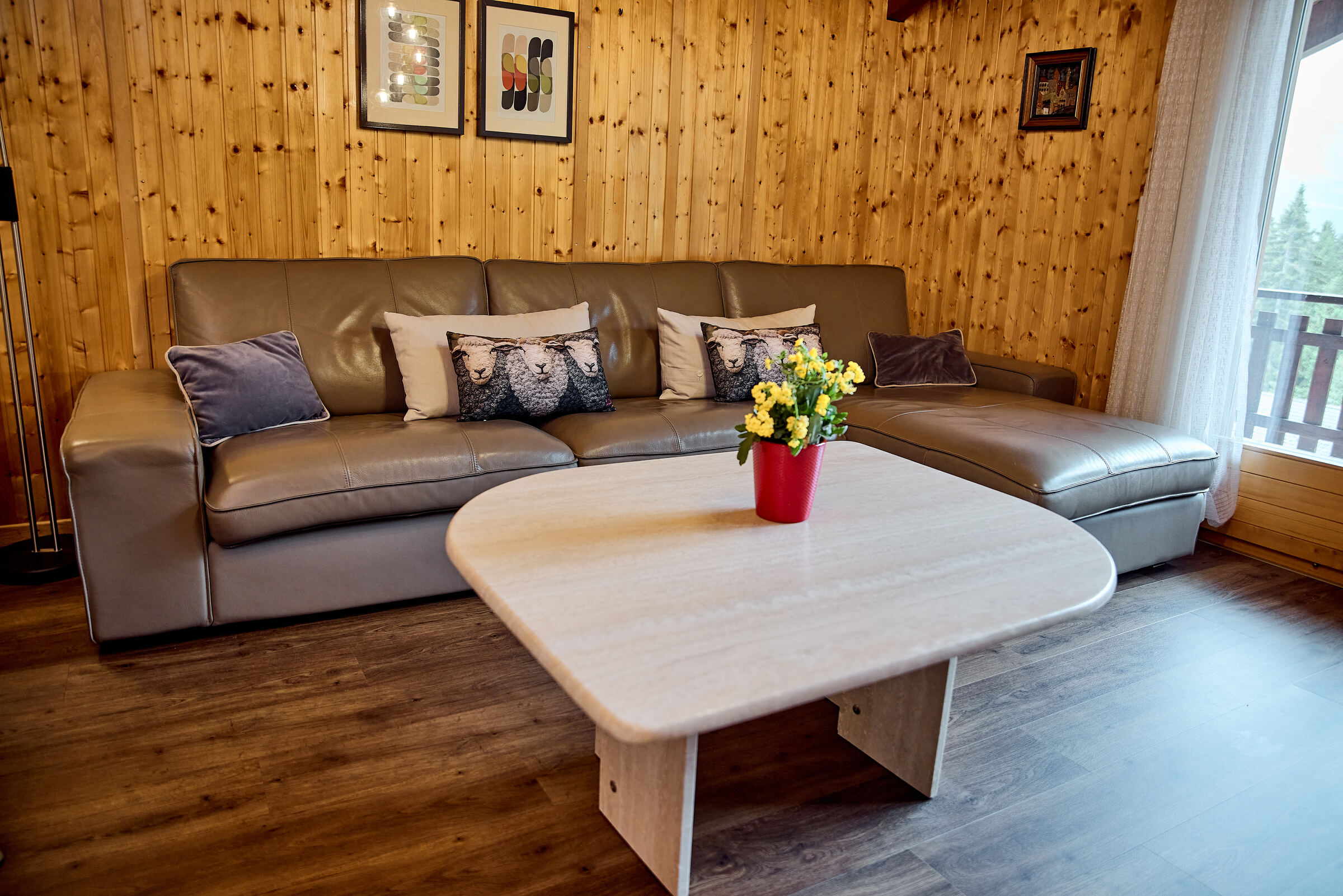 090A8275_Thyon-immobilier__yoprod_cinema 090A8275_Thyon-immobilier__yoprod_cinema