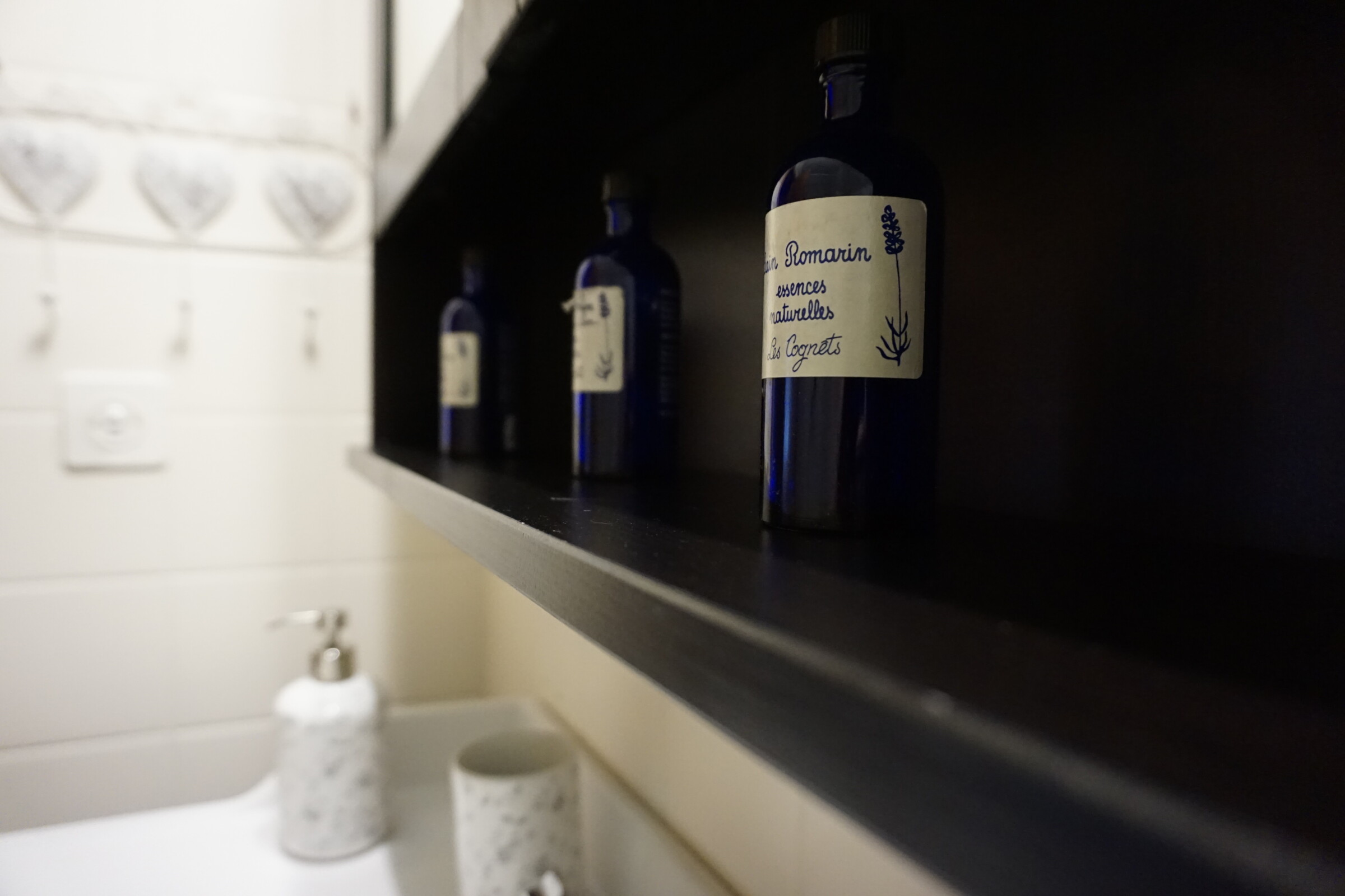 Badezimmer (2) Badezimmer (2)